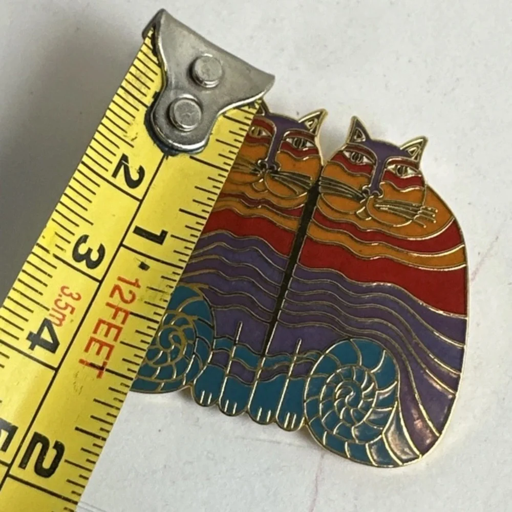 Iconic Laurel Burch “Rainbow Cats” Enamel Brooch. - Picture 3 of 7